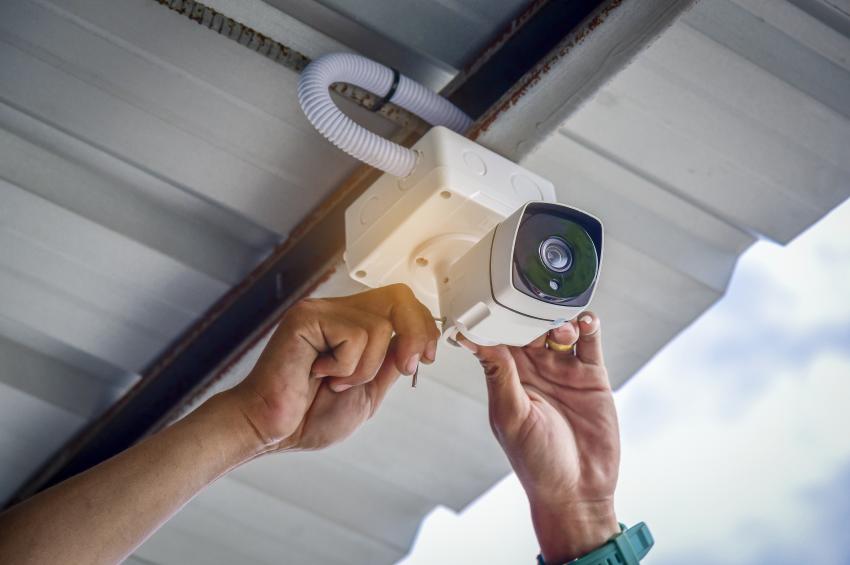 banner of Security Cameras Provide Their Owners With Peace of Mind (lifetimespro)