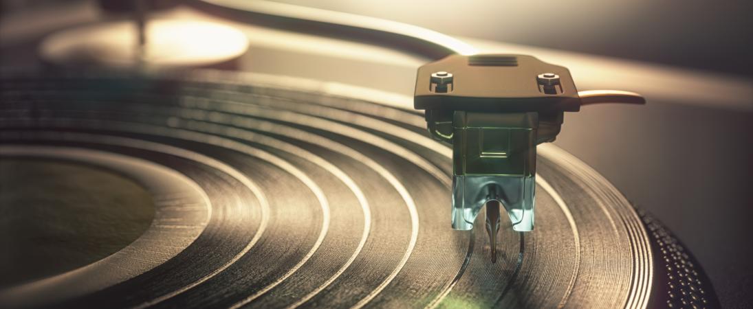 main of Your Vinyl Collection is Useless Without a Good Record Player (lifetimespro)